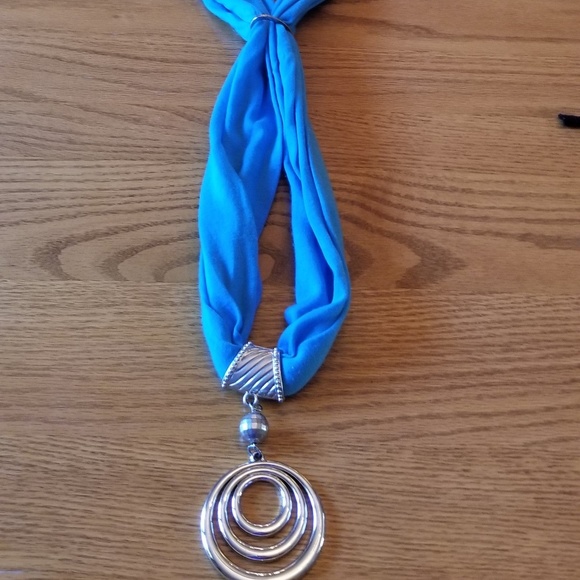 Scarf - Picture 1 of 2